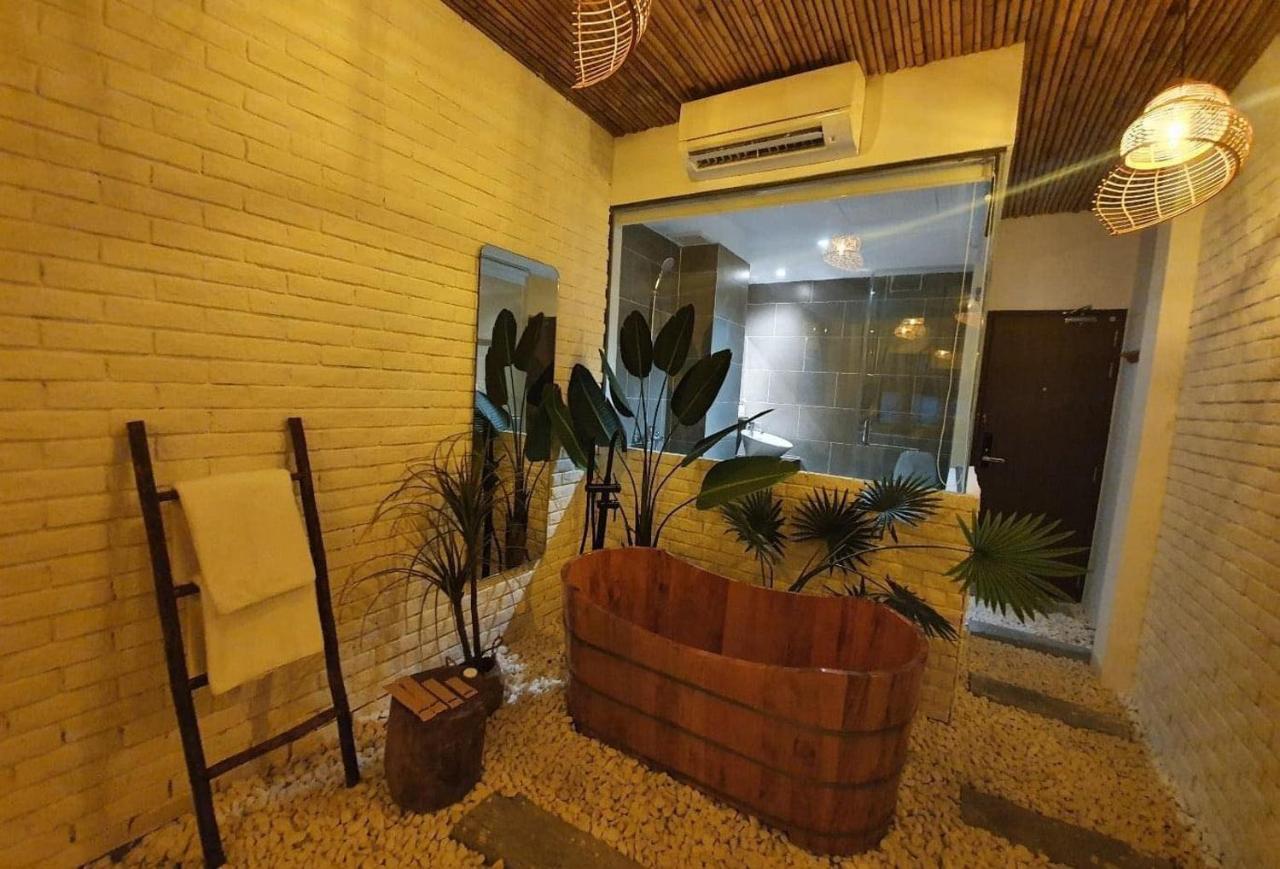 Language Exchange Hotel 3 Thành Pho Ho Chí Minh Esterno foto