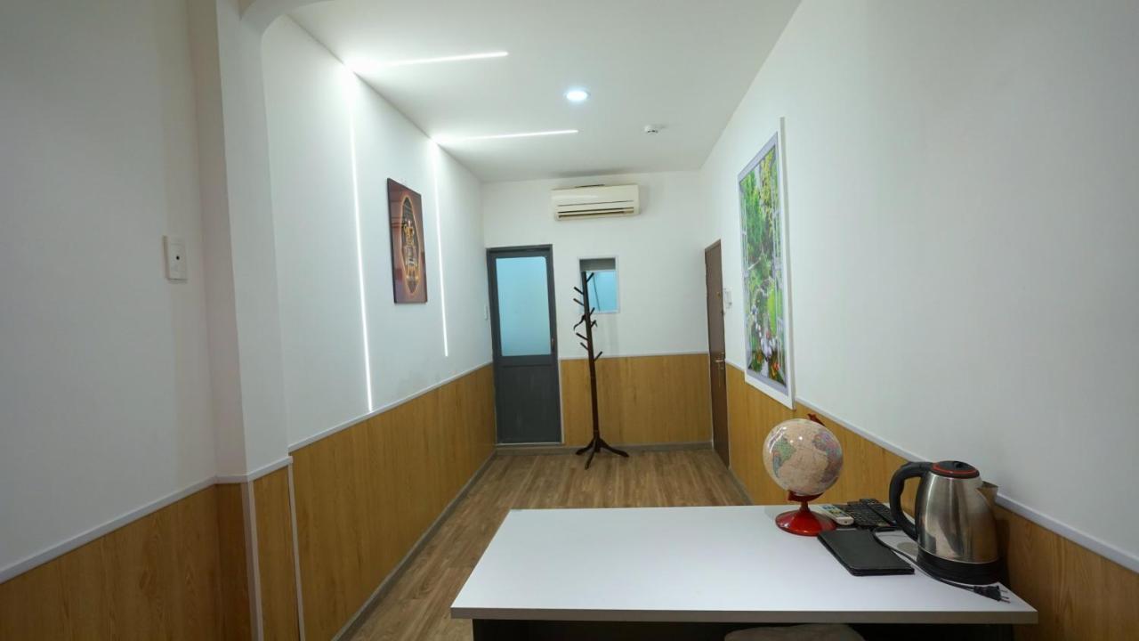 Language Exchange Hotel 3 Thành Pho Ho Chí Minh Esterno foto